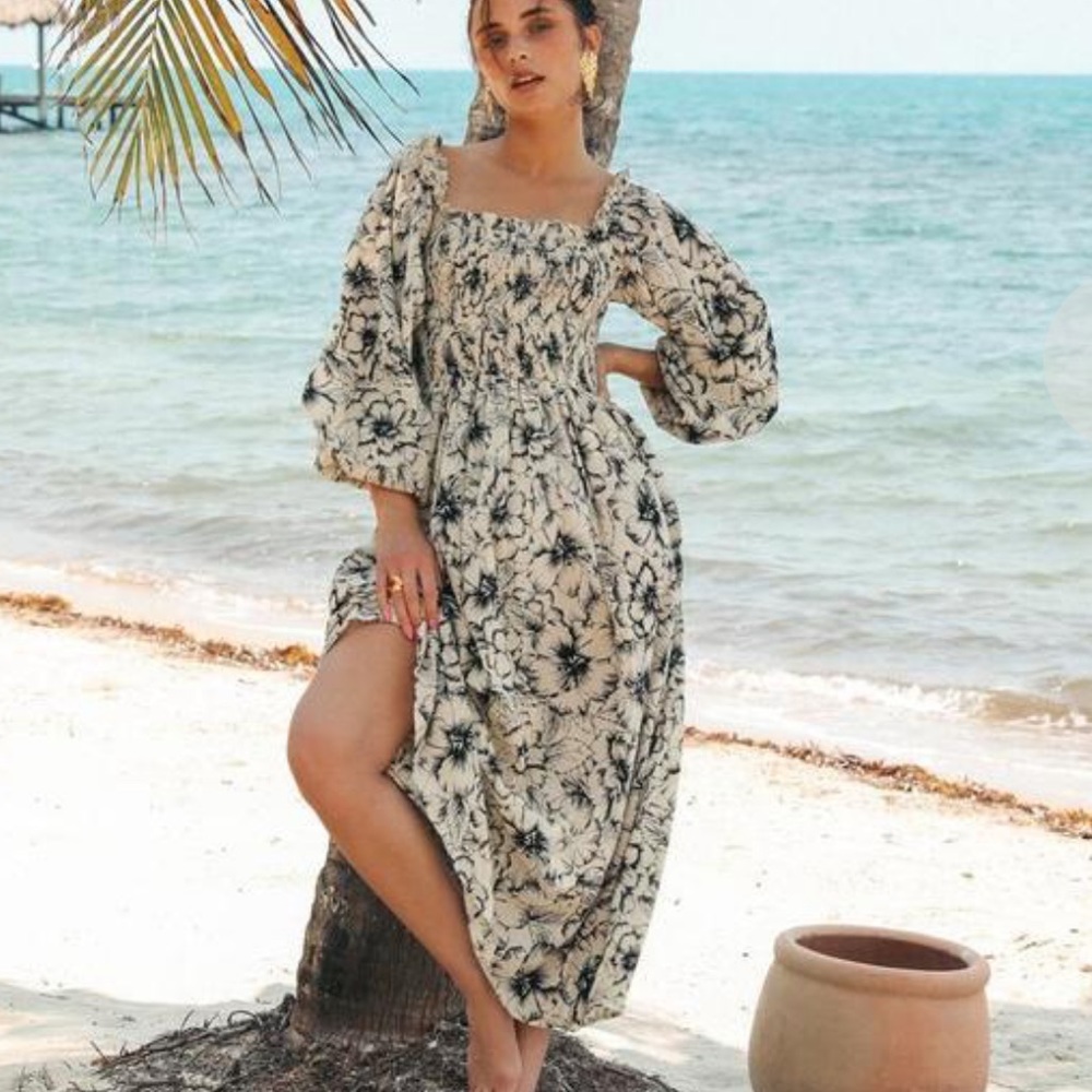 Mille Resort Wear Catherine Dress in Sand Hibiscus Size XS